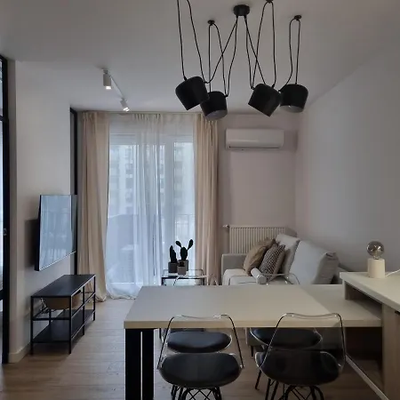 Fuzja Ana - Garaz - Klimatyzacja - Dostep Na Kod - Fv * Łódź