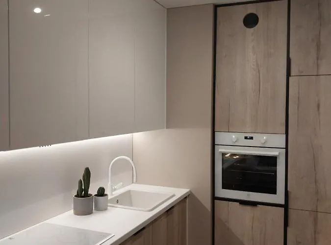 Fuzja Ana - Garaz - Klimatyzacja - Dostep Na Kod - Fv * Łódź